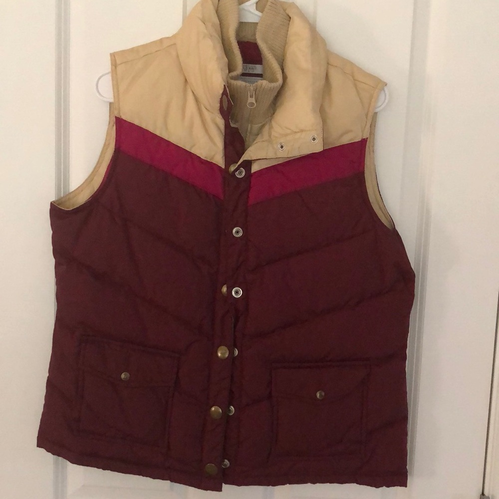 Chevron Old Navy puffer vest